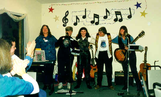 Moodyfest band 98b.jpg (271554 bytes)