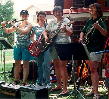 friskfest2.jpg (157273 bytes)